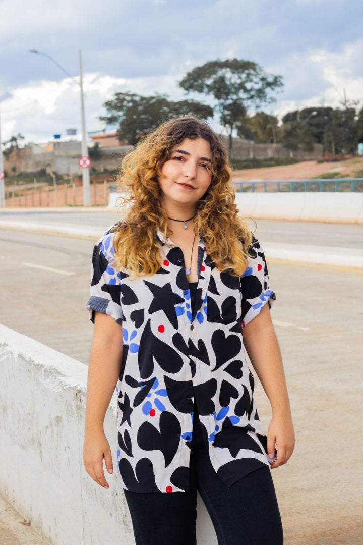 Camisa Corações Preto