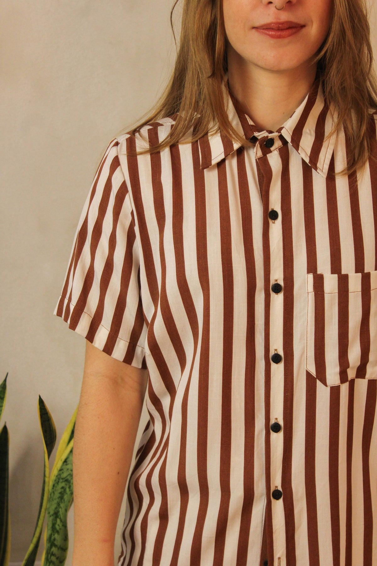Camisa Listrada Marrom
