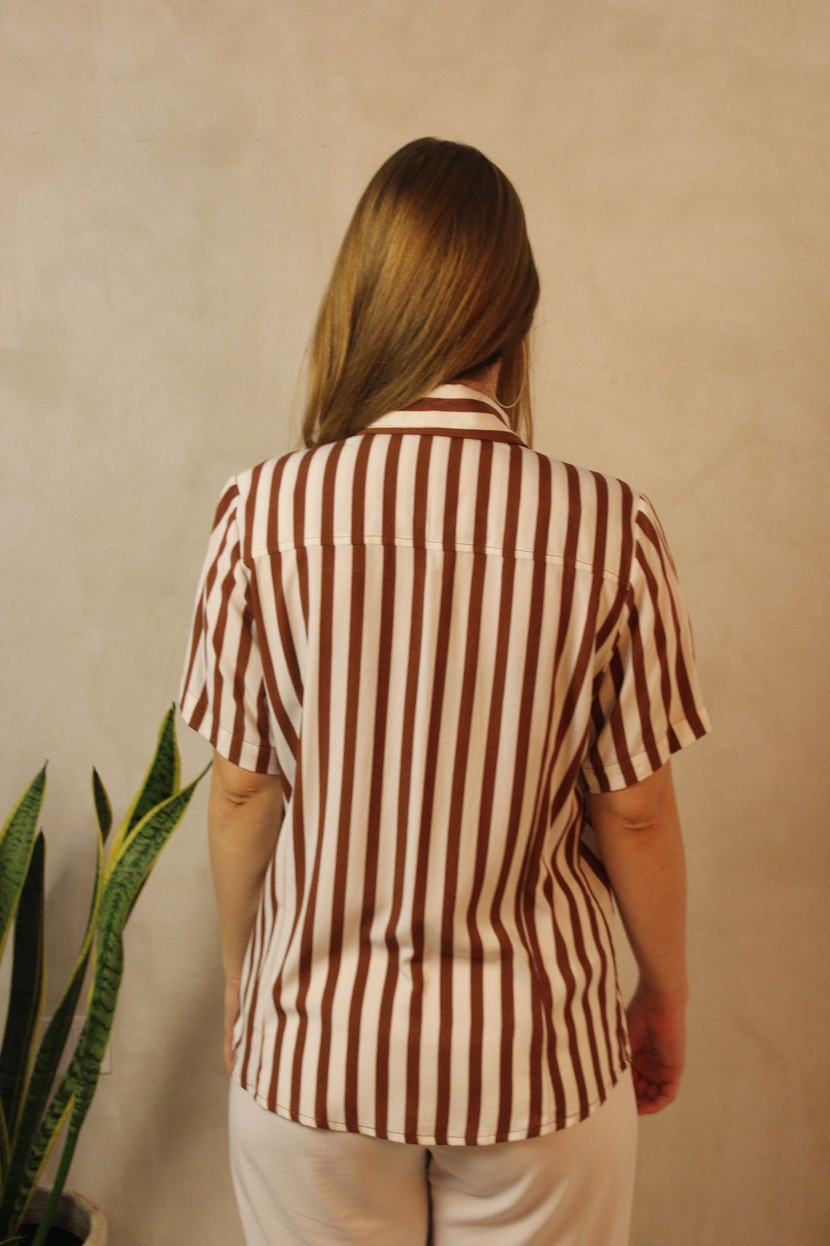 Camisa Listrada Marrom
