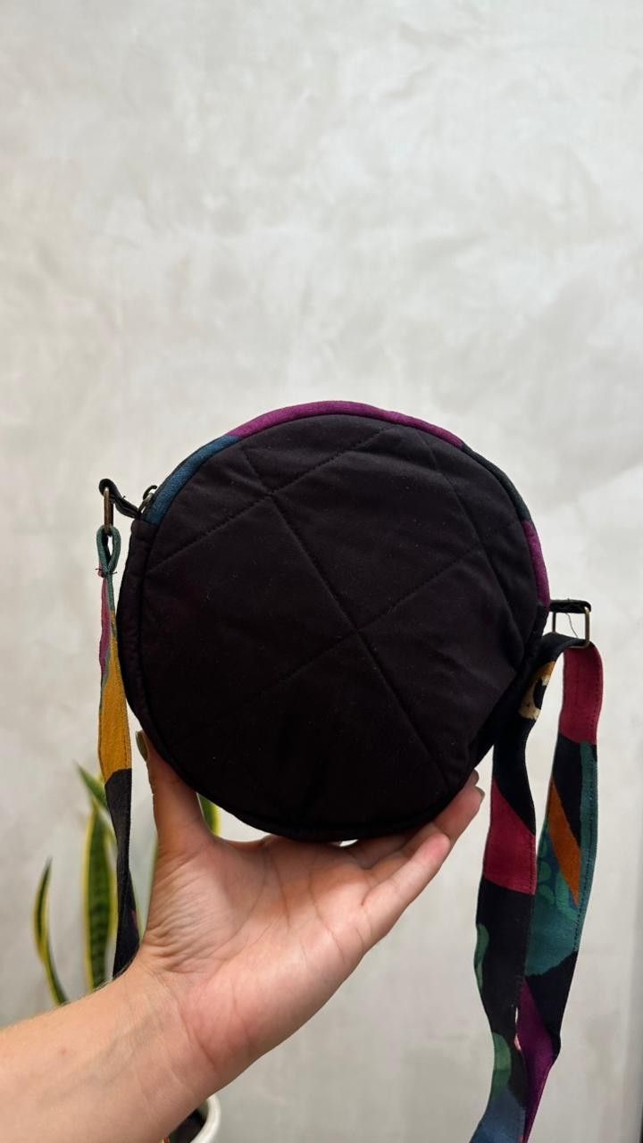 Bolsa Redondinha Abstrata