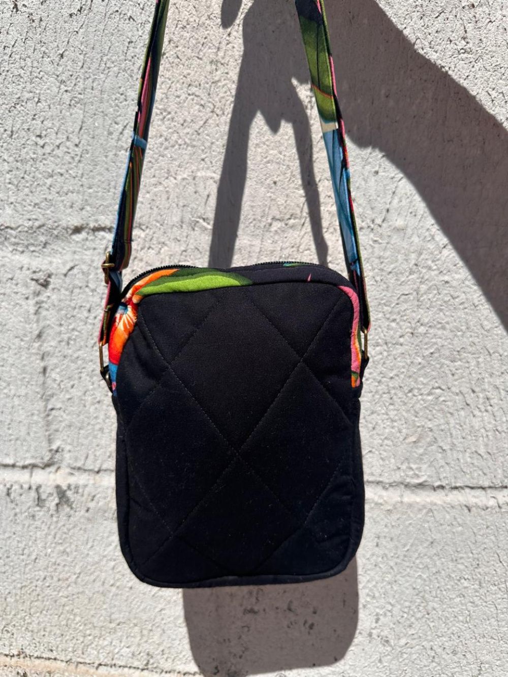 Bolsa Mini Folhas Coloridas